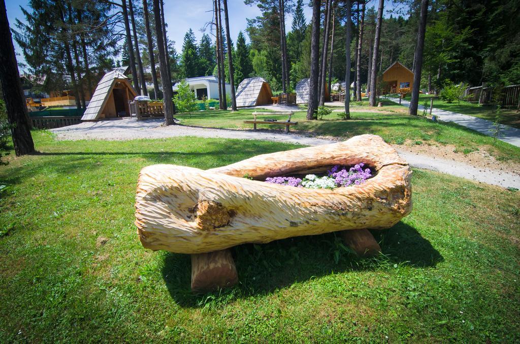 Hotel Glamping Lake Bloke Nova Vas  Exterior foto