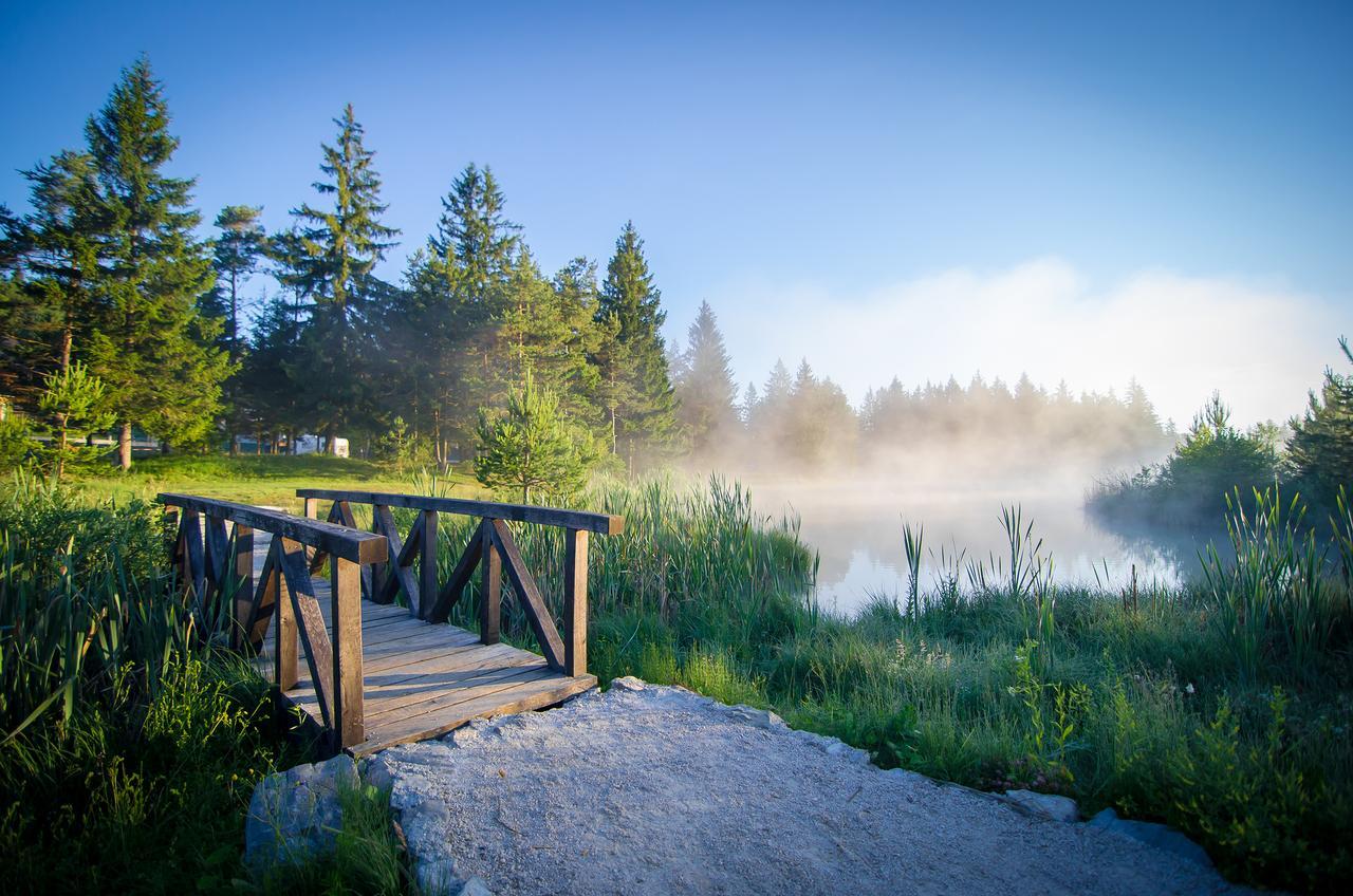 Hotel Glamping Lake Bloke Nova Vas  Exterior foto